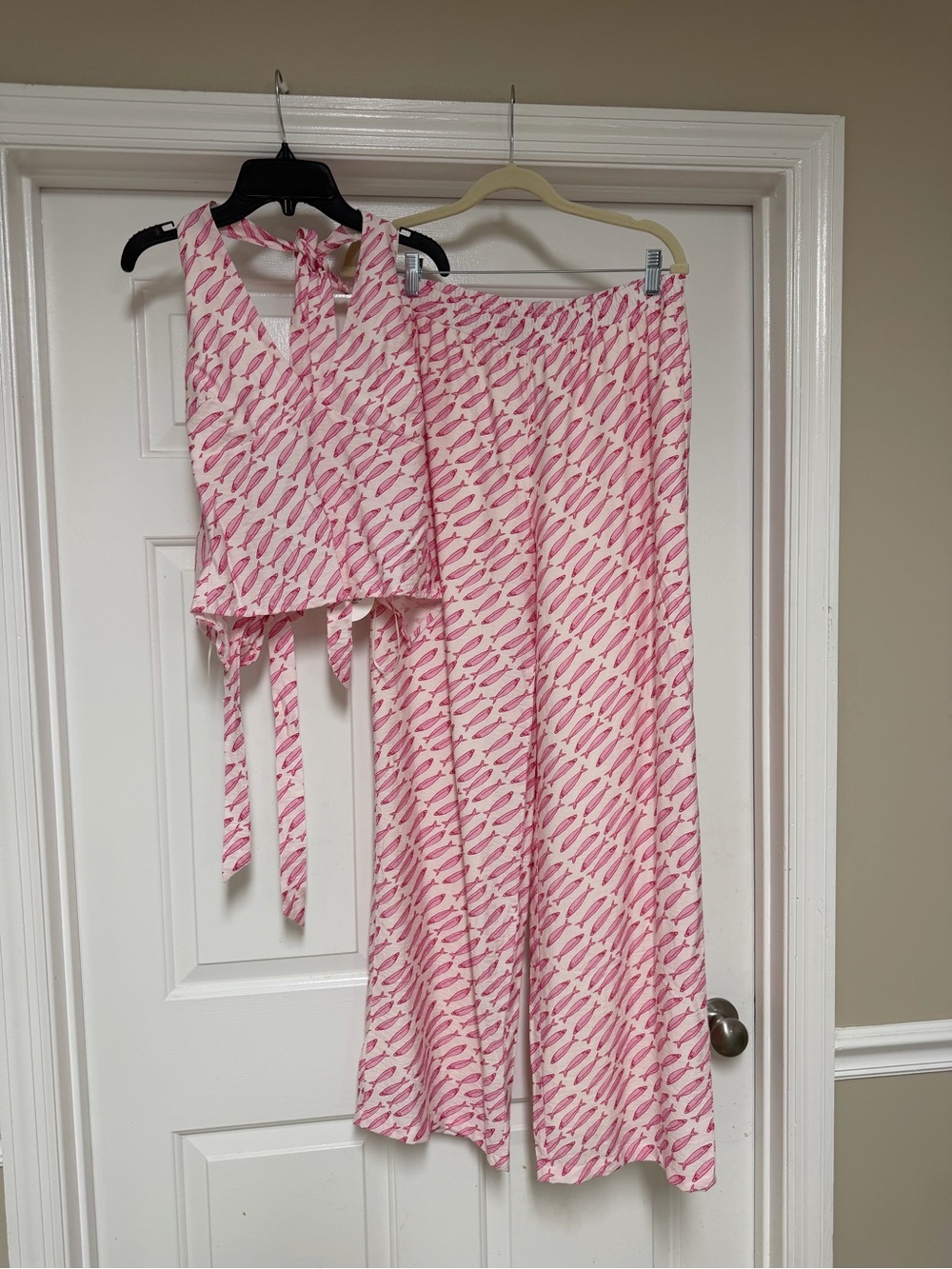 Fish pant set - Picture 2 of 2